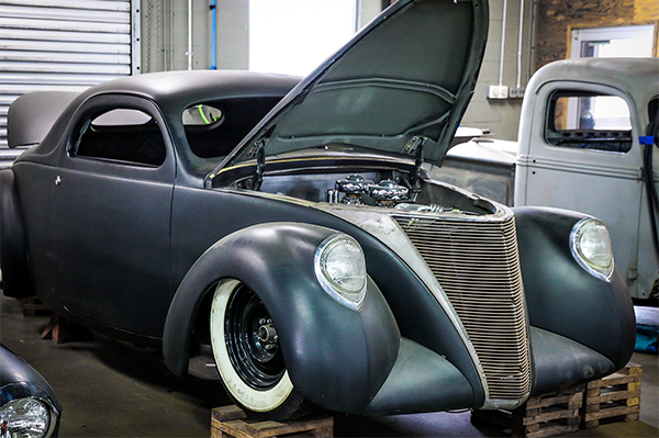 リンファ 1937 LINCOLN ZEPHYR | EL-CLASSICO VINTAGE and ANTIQUES